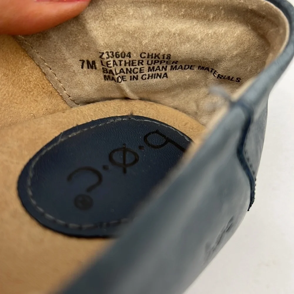 b.o.c  Blue Leather Loafers size 7